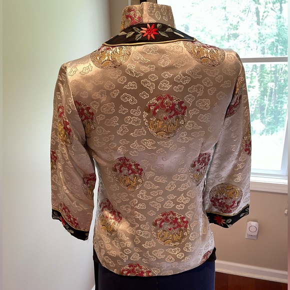 Silver Asian blouse with black embroidered trim and frog closures - Picture 2 of 7